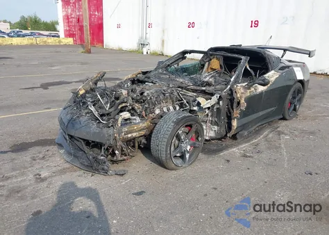 2015 Chevrolet Corvette Stingray из США, поврежденный, VIN 1G1YB2D79F5102689